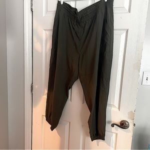 Women’s Old Navy Extra High Wasted StretchTech Cargo Joggers Green 3X